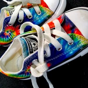 Perfect condition converse with tye dye design Size 7 Kids
